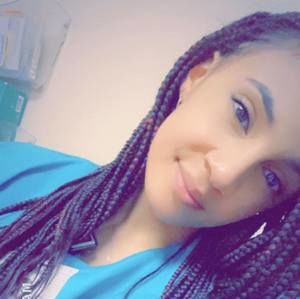 Meet your Posher, Monique